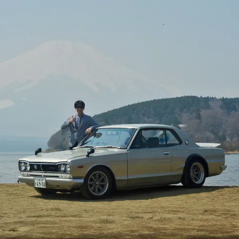 雄大な富士と愛車の邂逅