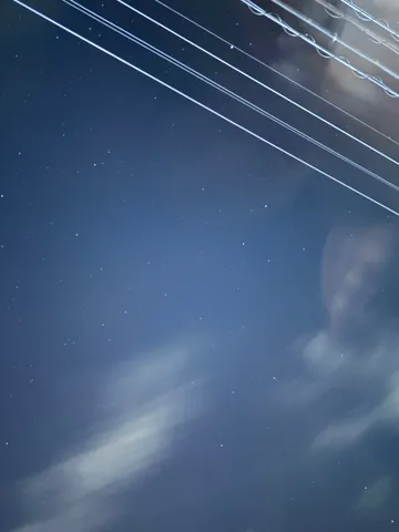 静寂の星降る夜空