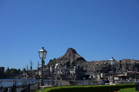港と火山が紡ぐ風景