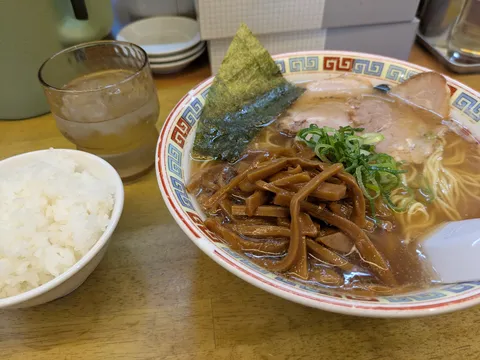 煮干しの香り立つ夜の一杯