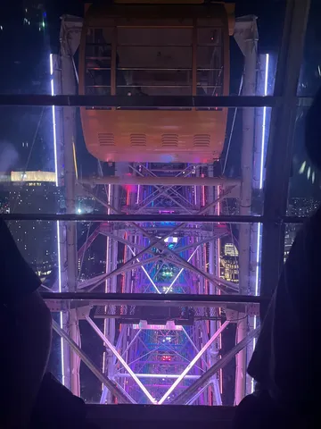 煌めく夜景への誘い