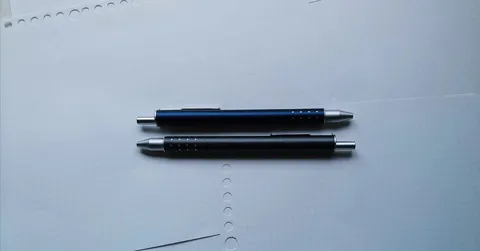ペンが語る静かな瞬間