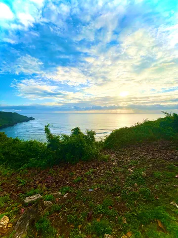 空と海、自然が織りなす絶景