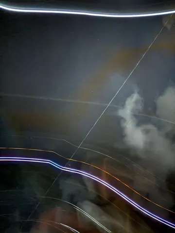 夜空を彩る光の軌跡