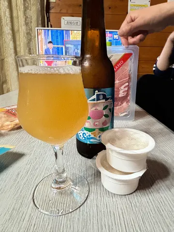 泡と乾杯、そして食卓