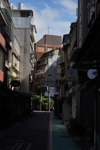 路地裏の静かな時間