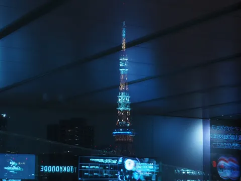 光る塔と情報の鏡