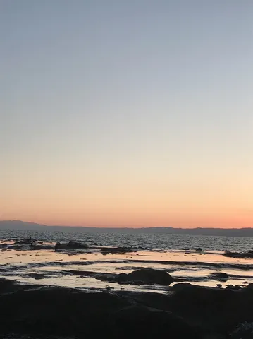 境界線の夕暮れ