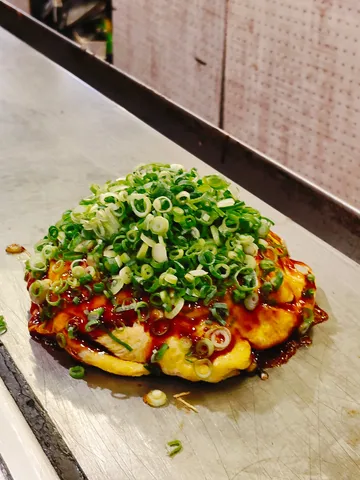 ネギまみれの絶品お好み焼き
