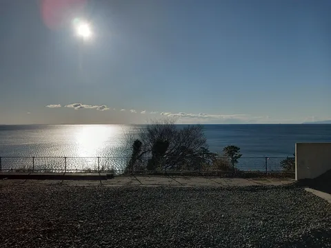 海と光の静かな瞬間