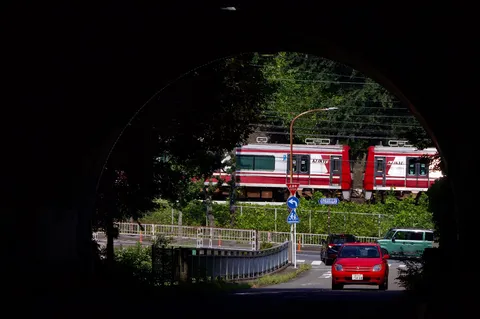 鉄道と影のフレーム