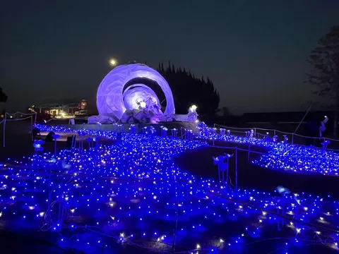 青く輝く夢の世界