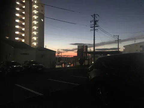 薄明かりの停車場