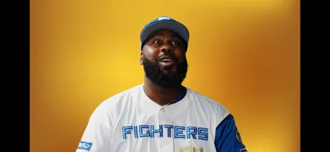 ファイターズのユニフォームで決めるぜ！