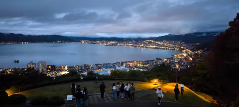 湖畔の絶景鑑賞会