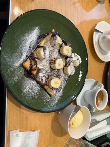バナナチョコクレープの甘い誘惑