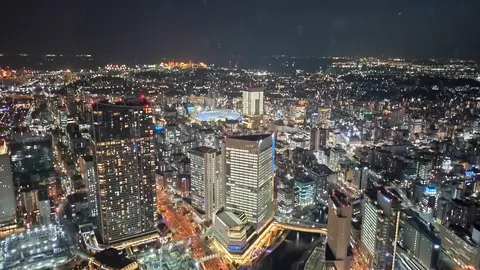 煌めく都市の夜景