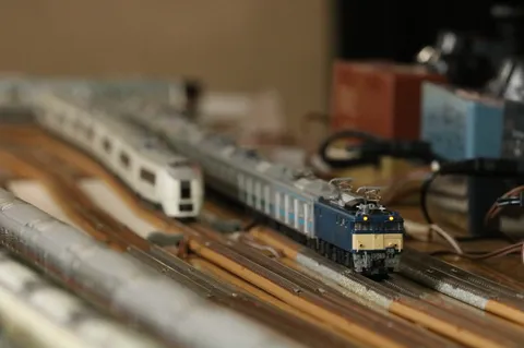 線路に灯る小さな希望