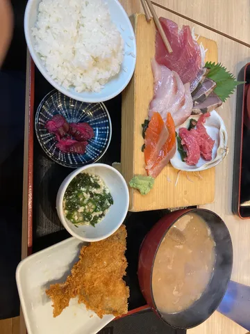 木漏れ日の海の皿