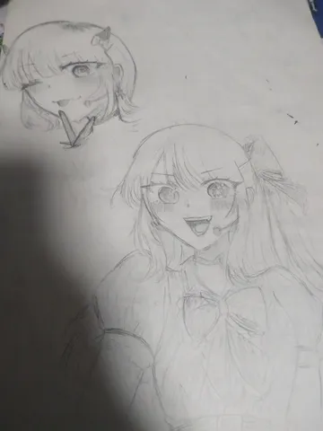 個性派キャラの鉛筆スケッチ