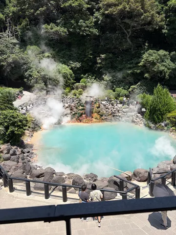 湯けむりに包まれる極楽浄土