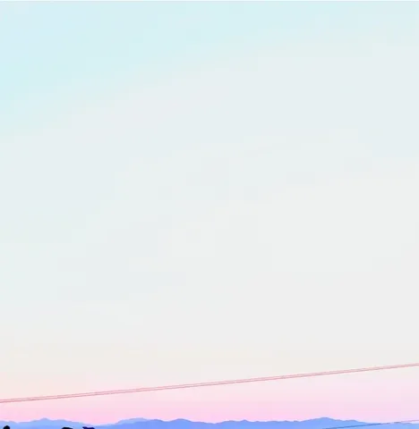 淡い空と地平線