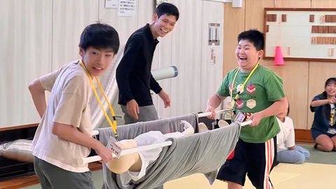 みんなで運ぶ楽しい瞬間