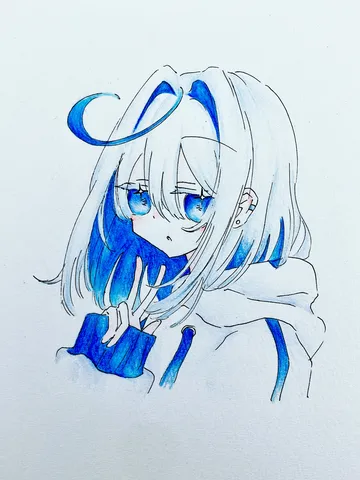 青い髪とパーカーの少女