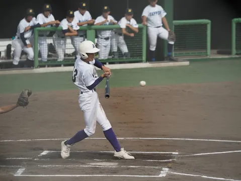 バットに宿る瞬間の静寂