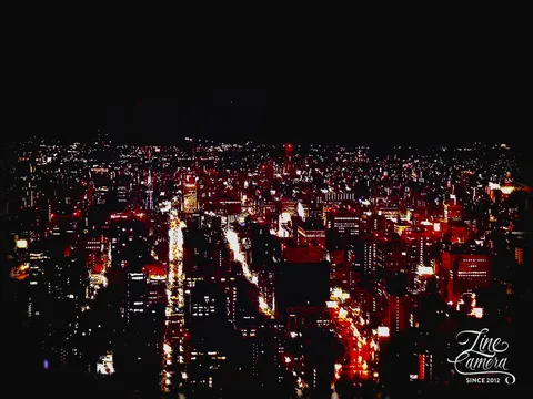 無数の光が織りなす夜の都市