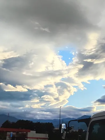 ドラマチックな空模様