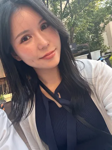 日差しと影、静かなひととき