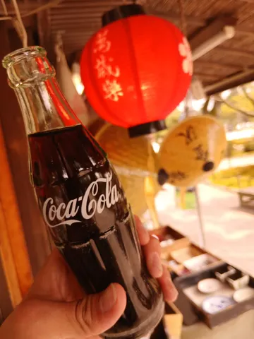 夏の風物詩、コーラと提灯