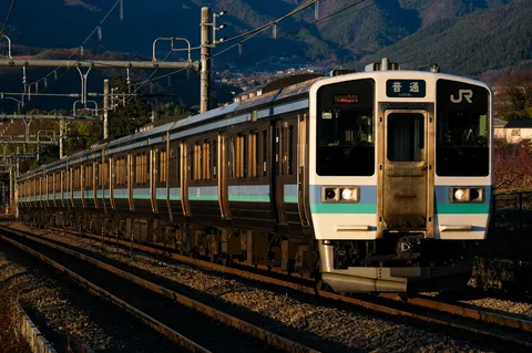 「普通」に輝く列車の旅