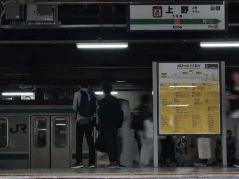 都市のプラットホーム