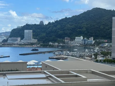 湾岸リゾートの午後のひととき