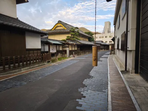 時代を映す石畳の路