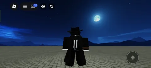 月夜の底で佇む黒衣の影