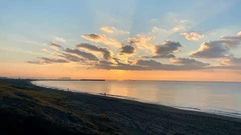 静寂に包まれた海岸線