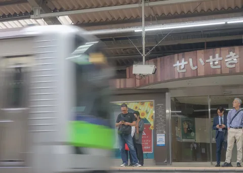 駅の日常、一瞬の記録