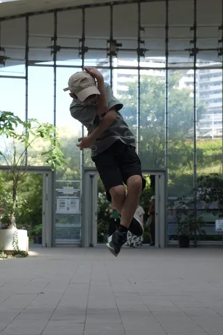 空間を捉えた跳躍