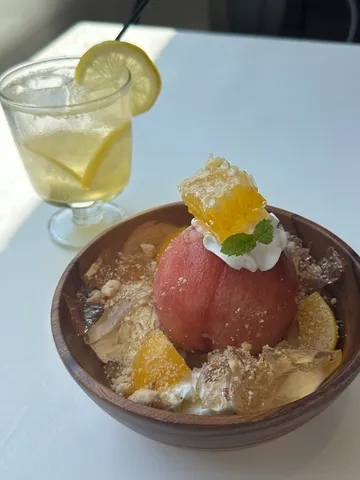 桃と蜂蜜、涼やかな午後
