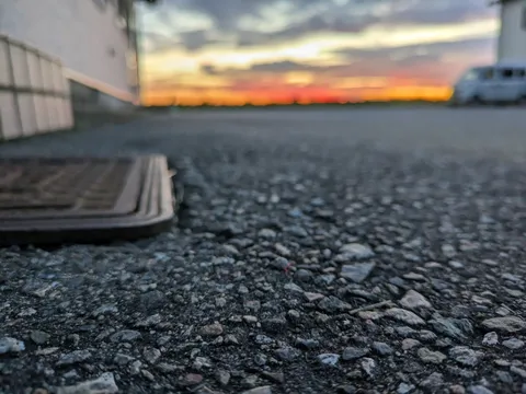 足元の物語、遠い夕景