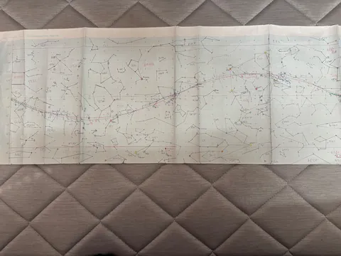 星座図に揺れる線