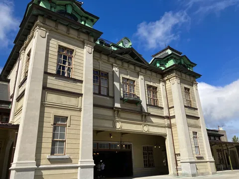 古き良き時代の駅舎