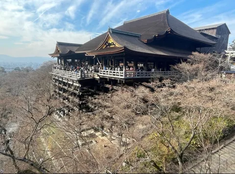 古都の絶景、木造建築の趣