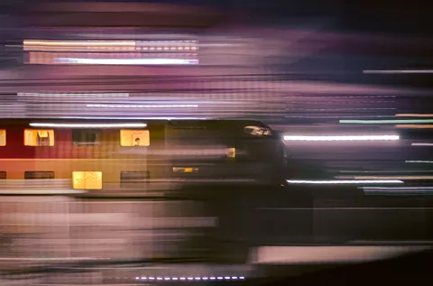 夜行列車の光跡