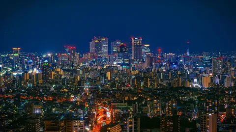 夜景に浮かぶ光の街