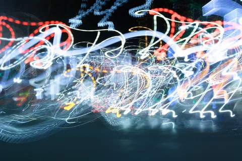 幻想的なライトトレイル