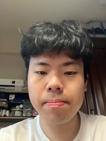 日常の一コマ、自然な表情